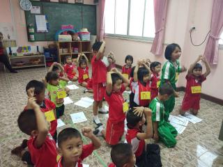 9. โครงการค่ายอาเซียนสำหรับเด็กวัยก่อนประถมศึกษา วันที่ 18 ส.ค.62 ณ โรงเรียนในเขตตำบลคุยบ้านโอง